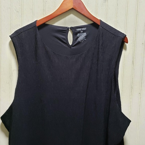 Nine West Tops - Nine West Blouse Womens Plus 3X‎ Black Scoop Neck Sleeveless Pleated Tunic Top